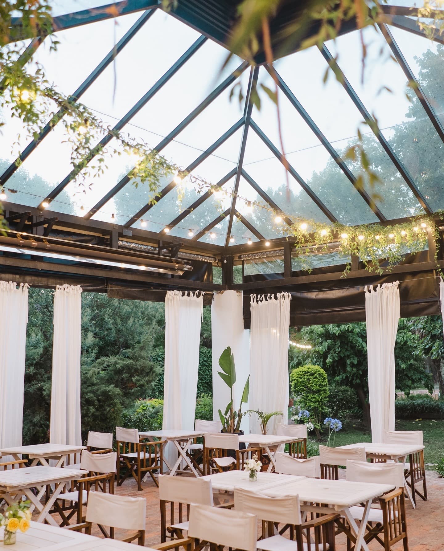 Salón de cristal montado